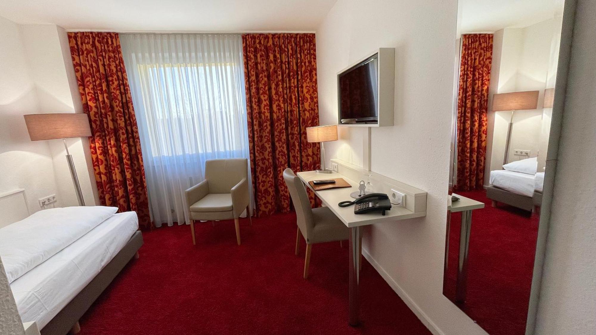 Hotel Astra Dusseldorf Exterior photo